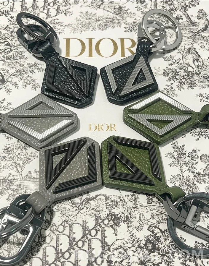 디올 디올 Diamond 키링 상세 이미지