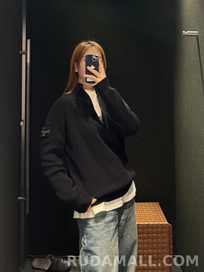 스톤아일랜드 스톤 아일랜드 로고 와펜 하프집업 니트 상세 이미지