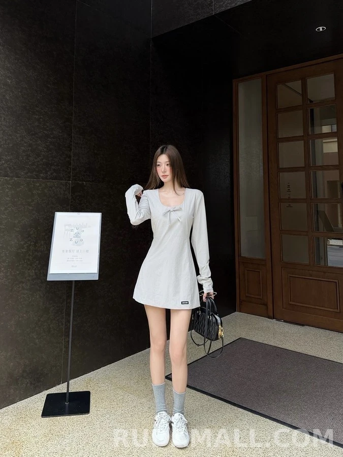 미우미우 미우미우 로고 리본 원피스 상세 이미지