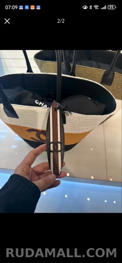 샤넬 샤넬 서프보드 쉐입 스트라이프 펜던트 상세 이미지