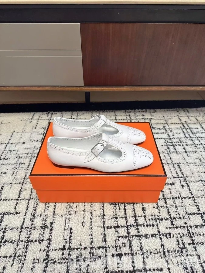 에르메스 에르메스 메리제인 브로그 플랫 상세 이미지
