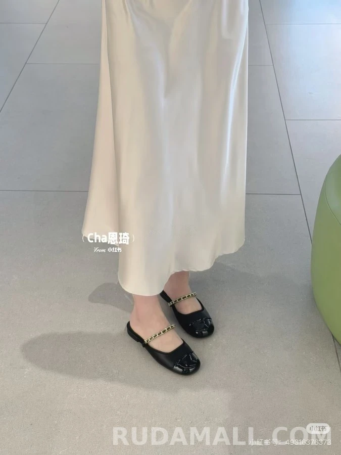 샤넬 샤넬 로고 체인 뮬 상세 이미지
