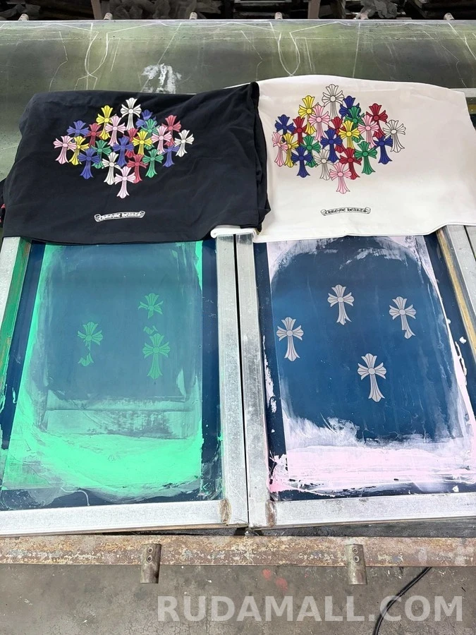 크롬하츠 크롬하츠 레인보우 크로스 긴팔 티셔츠 상세 이미지