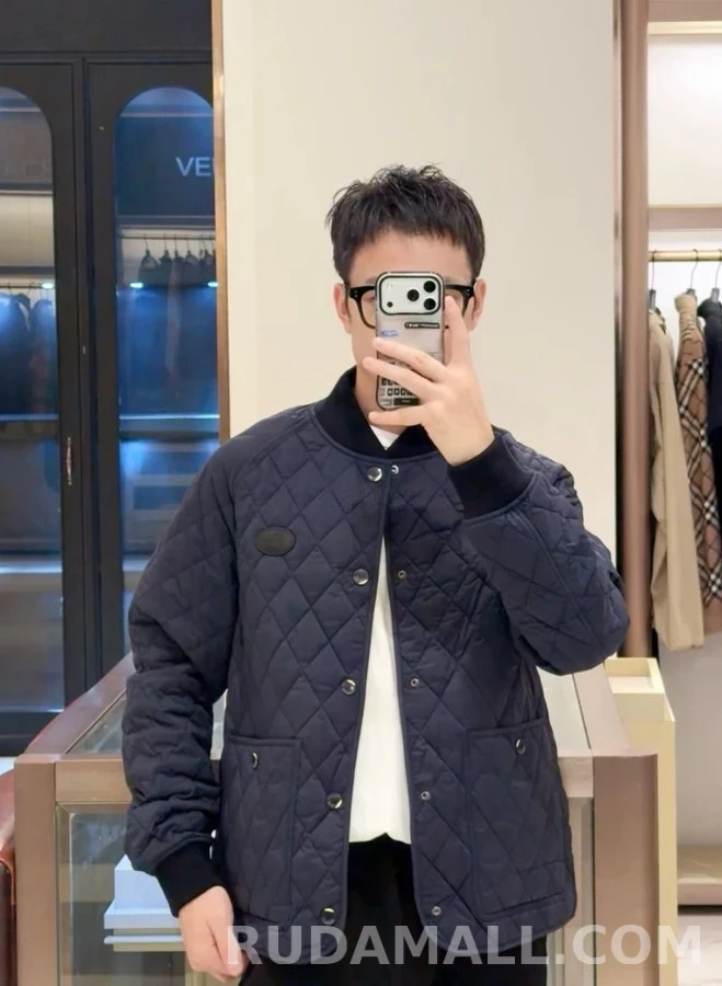 버버리 버버리 퀼팅 봄버 자켓 상세 이미지