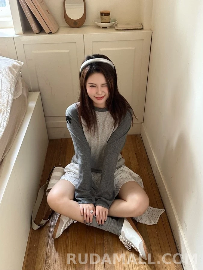 크롬하츠 크롬하츠 투톤 로고 자수 긴팔 티셔츠 상세 이미지