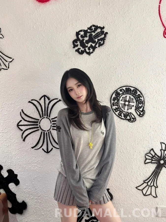크롬하츠 크롬하츠 투톤 로고 자수 긴팔 티셔츠 상세 이미지