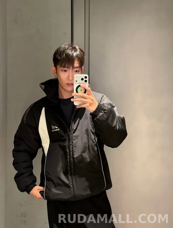 발렌시아가 발렌시아가 배색 후드 트랙 자켓 상세 이미지