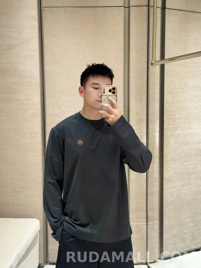 버버리 버버리 격자 패턴 & 레터링 긴팔 티셔츠 상세 이미지
