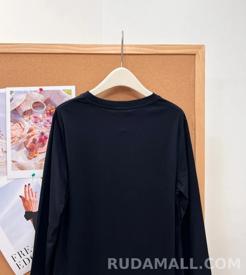 샤넬 샤넬 스퀘어 엠보 패치 긴팔 티셔츠 상세 이미지