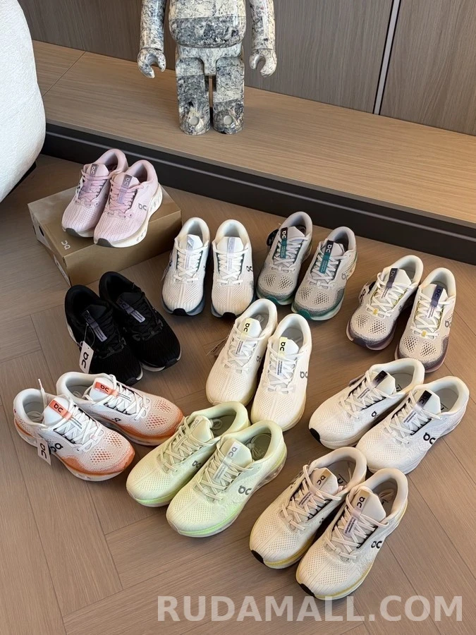 젠틀 몬스터 젠틀몬스터 클라우드서퍼 런닝화 상세 이미지