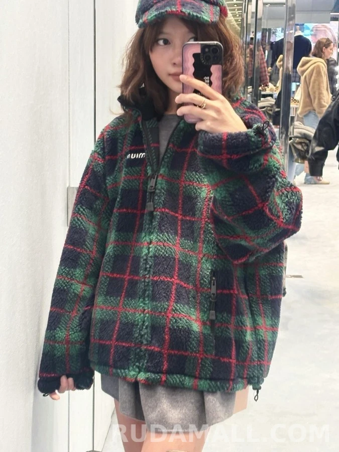 미우미우 미우미우 체크 테디 플리스 자켓 상세 이미지