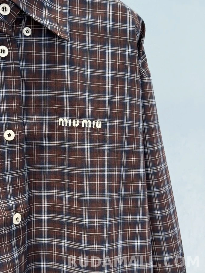 미우미우 미우미우 자수 로고 체크 셔츠 상세 이미지