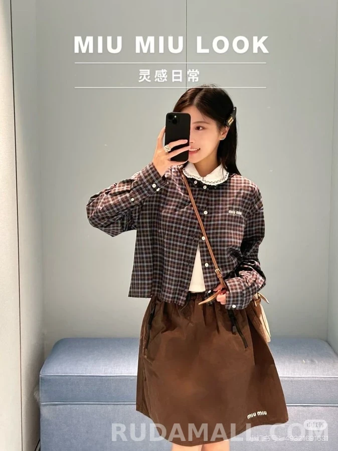 미우미우 미우미우 자수 로고 체크 셔츠 상세 이미지