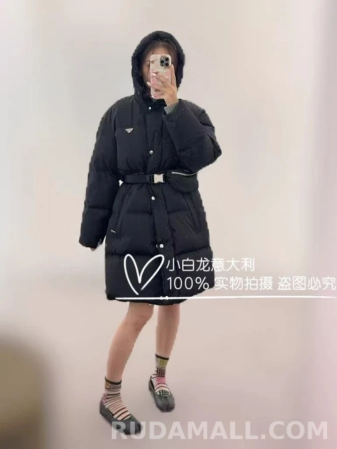 프라다 프라다 후드 벨티드 미드 롱 패딩 상세 이미지