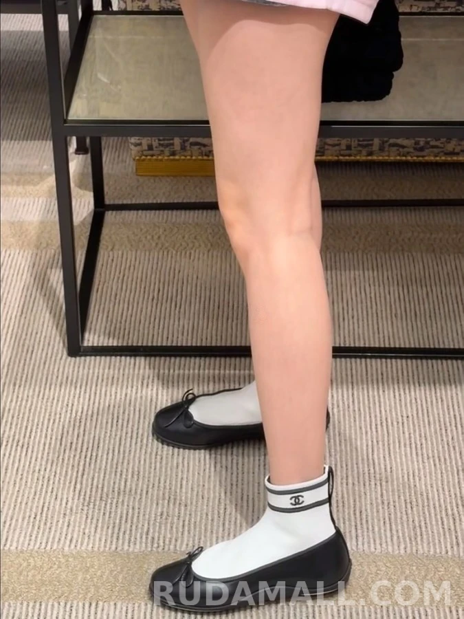 샤넬 샤넬 투톤 보우 삭스 플랫 상세 이미지