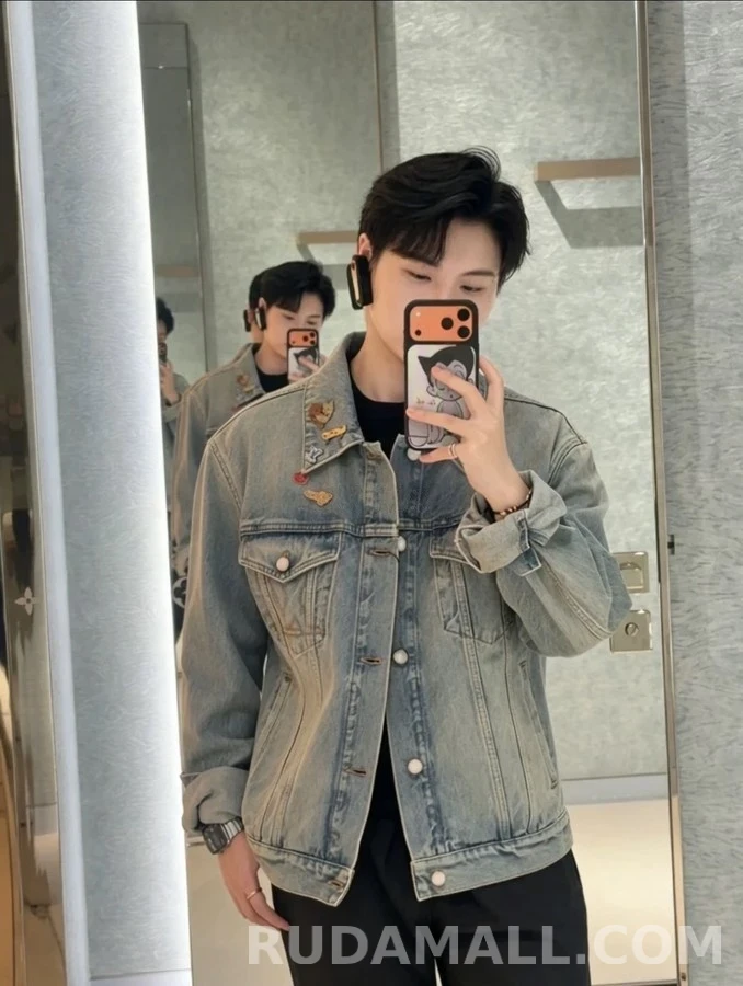 루이비통 루이비통 와펜 장식 워시드 데님 자켓 상세 이미지
