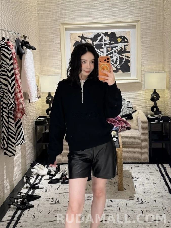 샤넬 샤넬 로고 하프집업 니트 상세 이미지