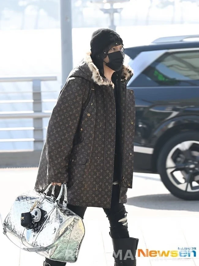루이비통 루이비통 모노그램 퍼 후드 레더 코트 상세 이미지