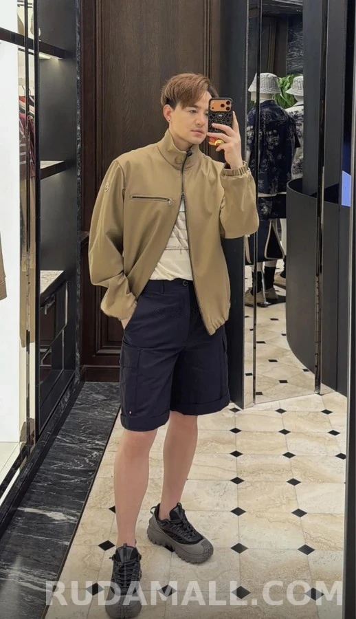 몽클레어 몽클레어 로고 포켓 집업 자켓 상세 이미지