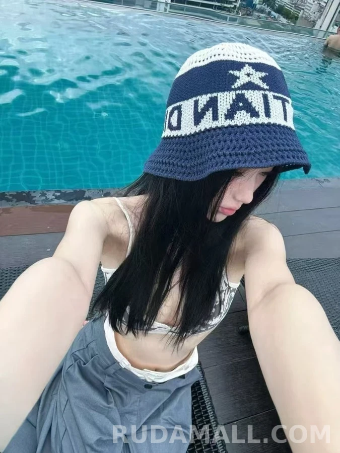 디올 디올 레터링 스타 니트 버킷햇 상세 이미지