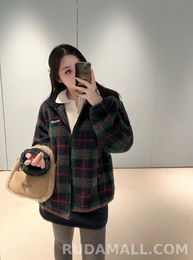 미우미우 미우미우 로고 플래드 플리스 자켓 상세 이미지