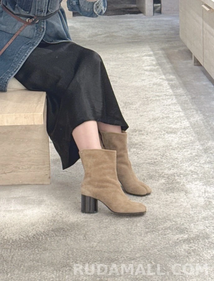 메종 마르지엘라 메종마르지엘라 타비 분지 청키힐 앵클 부츠 상세 이미지
