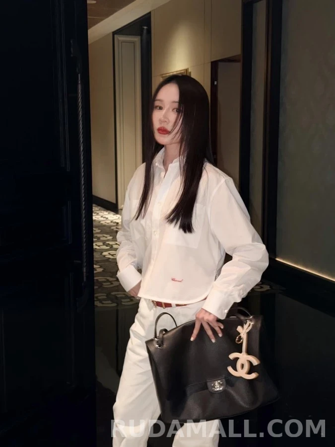 샤넬 샤넬 가죽 참 상세 이미지