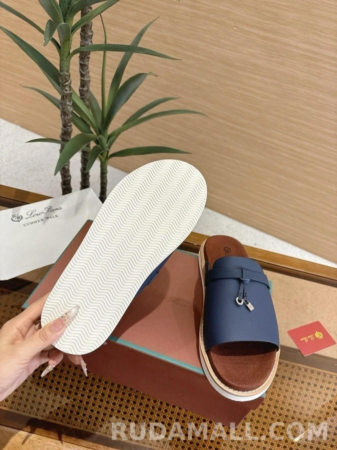 로로피아나 로로피아나 썸머워크 뮬 슬리퍼 상세 이미지