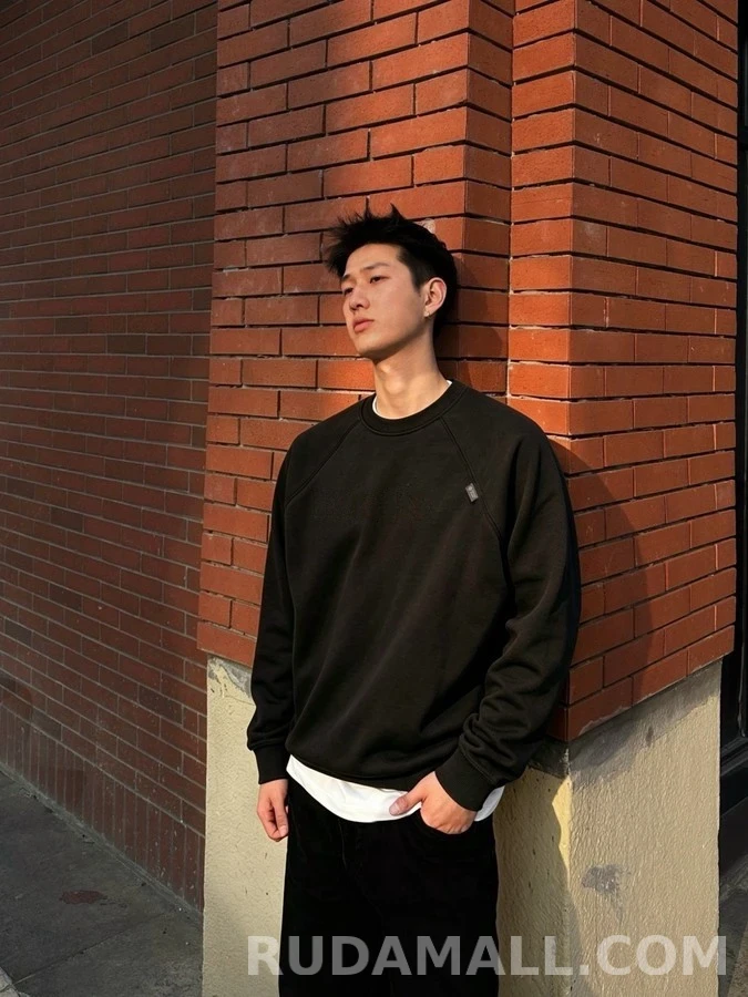 프라다 프라다 라벨 라글란 긴팔 티셔츠 상세 이미지