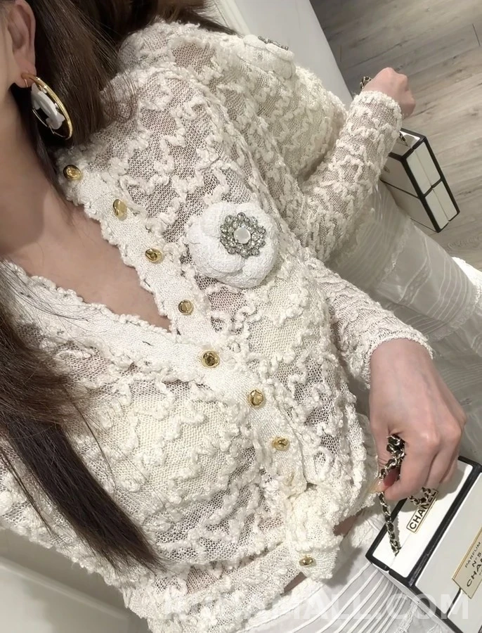 샤넬 샤넬 물결 펀칭 니트 가디건 상세 이미지
