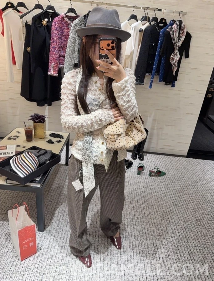 샤넬 샤넬 물결 펀칭 니트 가디건 상세 이미지