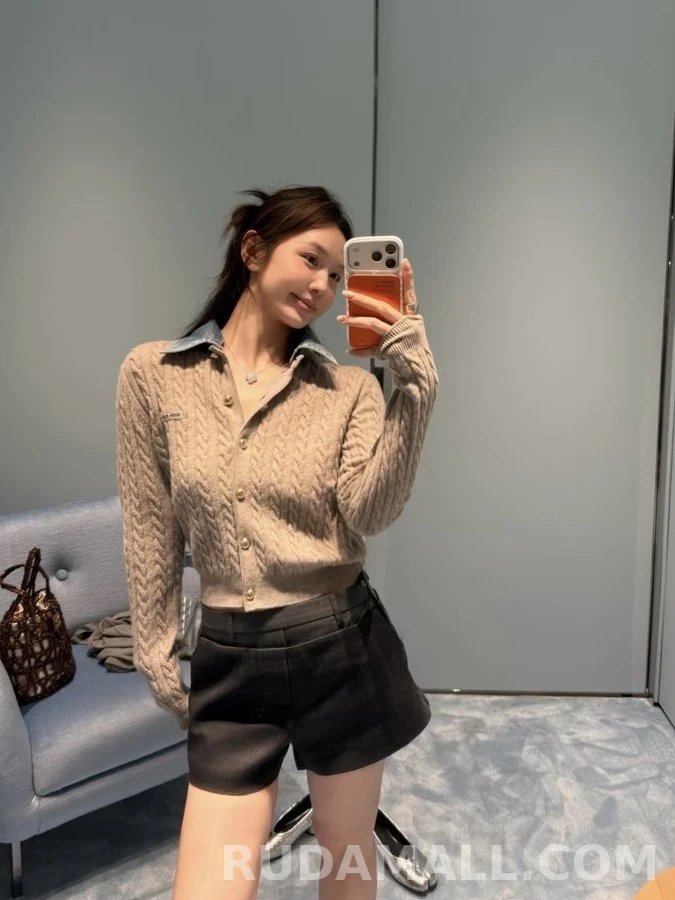 미우미우 미우미우 데님 칼라 케이블 가디건 상세 이미지