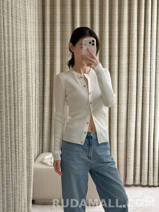 샤넬 샤넬 골지 주얼 버튼 긴팔 티셔츠 상세 이미지