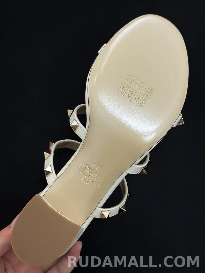 발렌티노 발렌티노 락스터드 스퀘어토 샌들 상세 이미지