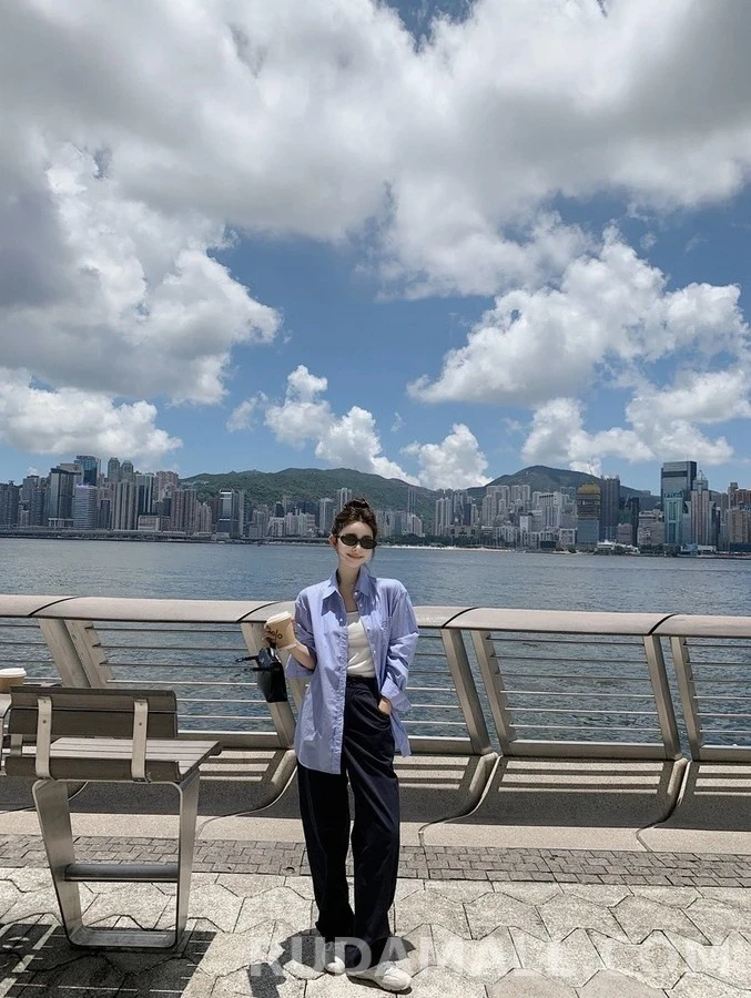 생로랑 세인트로랑 로고 스트라이프 셔츠 상세 이미지
