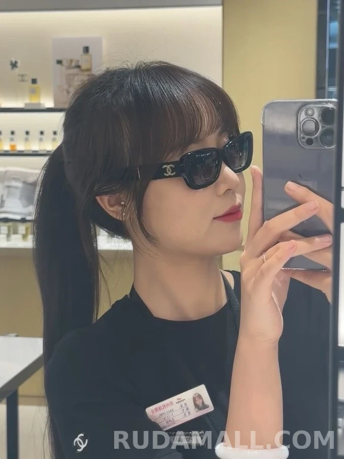 샤넬 샤넬 트위드 로고 선글라스 상세 이미지