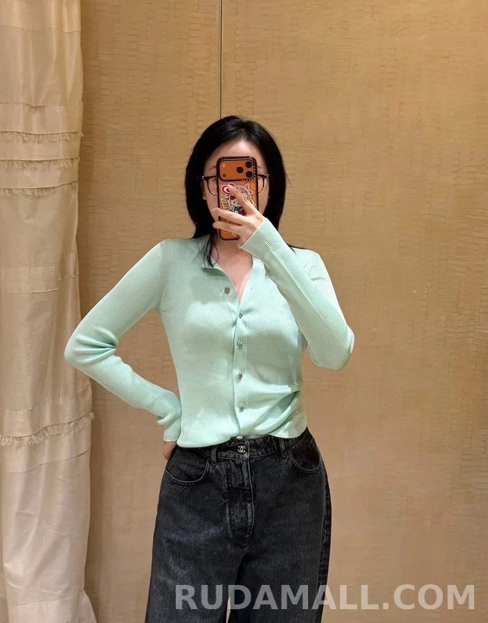 샤넬 샤넬 장식 버튼 리브드 가디건 상세 이미지