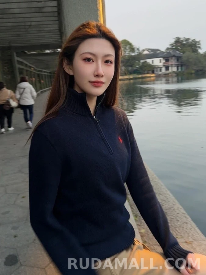 폴로 랄프 로렌 폴로 랄프 로렌 로고 자수 하프집업 니트 상세 이미지