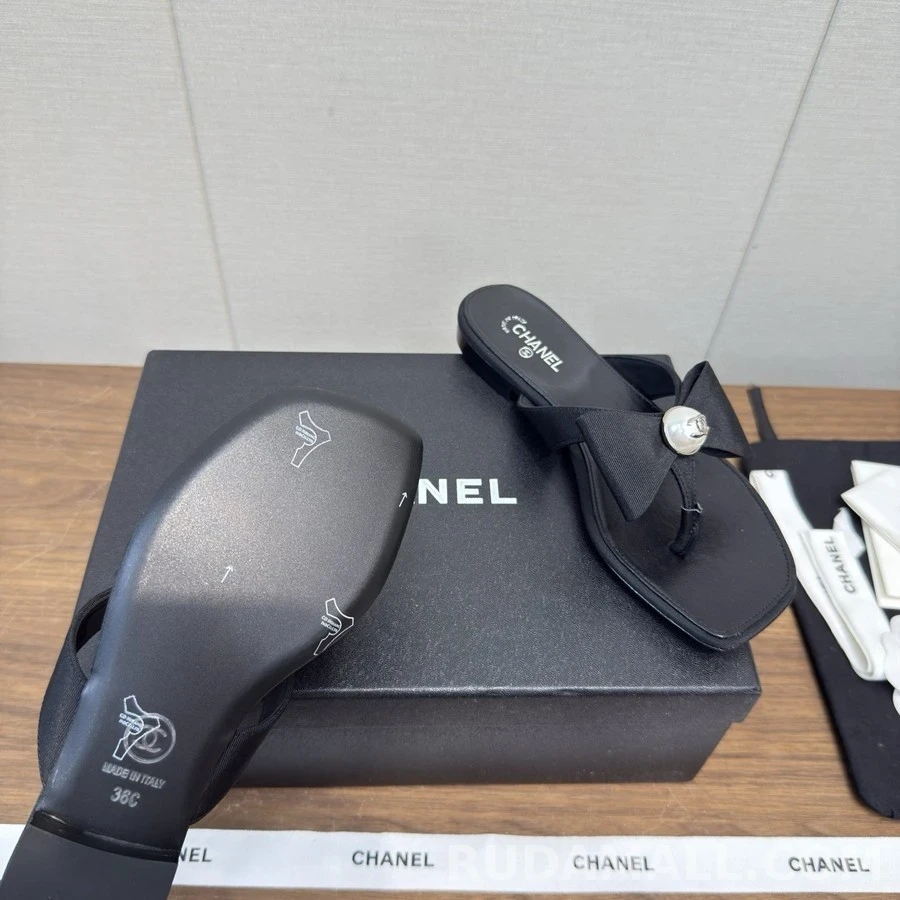 샤넬 샤넬 진주 로고 리본 샌들 상세 이미지