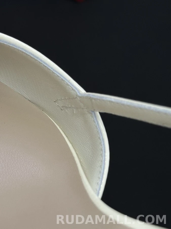 발렌티노 발렌티노 V로고 포인티드 슬링백 힐 상세 이미지