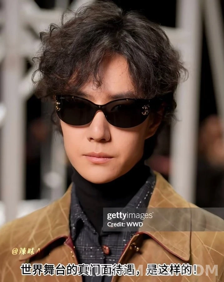 샤넬 샤넬 그라데이션 로고 선글라스 상세 이미지
