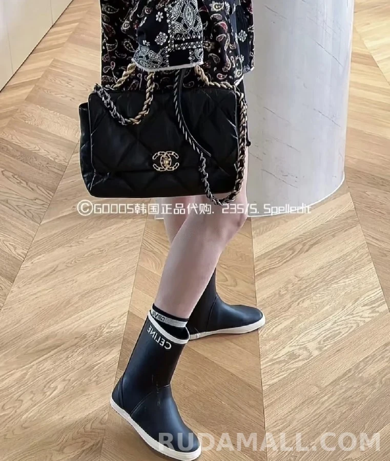 셀린느 셀린느 레터링 플랫 레인부츠 상세 이미지