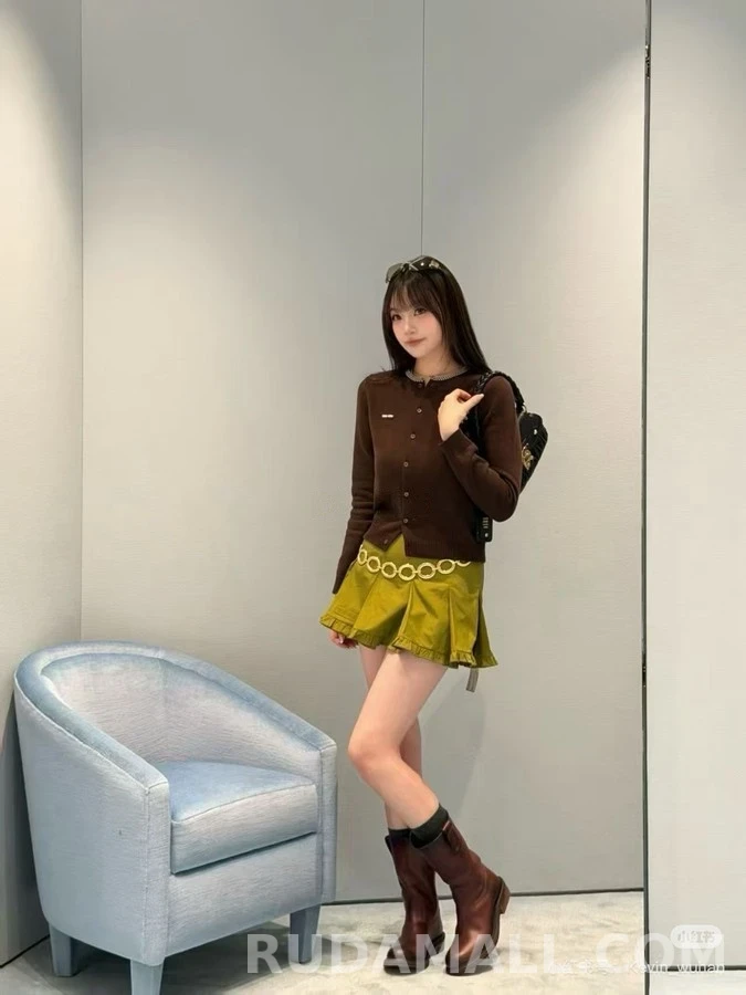 미우미우 미우미우 자수 펀칭 카라 니트 가디건 상세 이미지