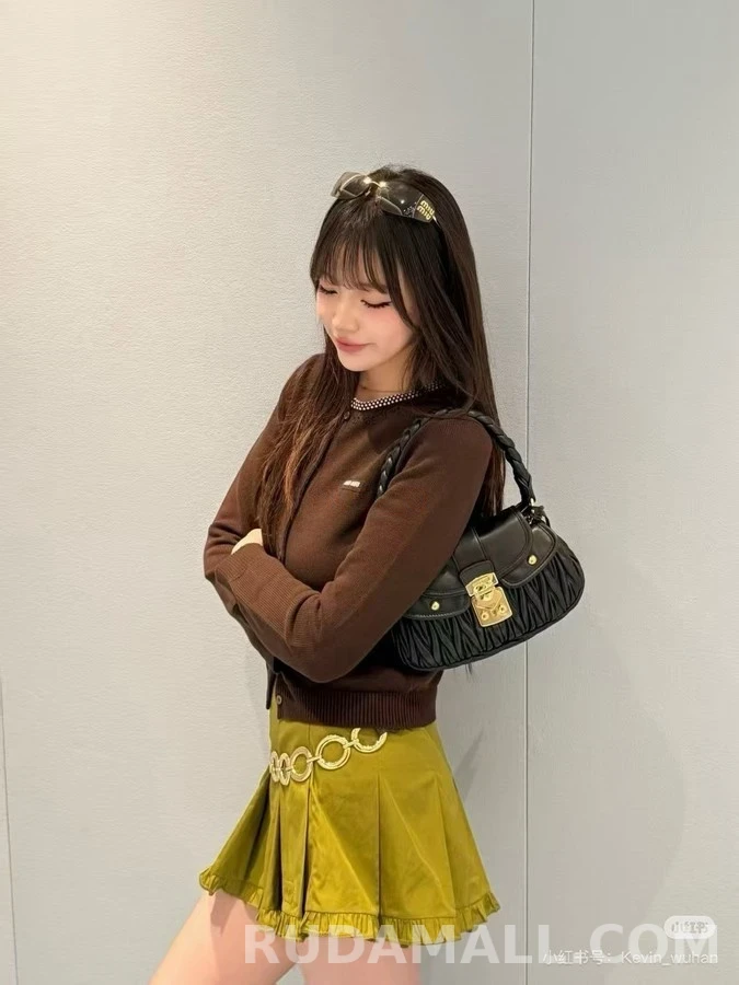 미우미우 미우미우 자수 펀칭 카라 니트 가디건 상세 이미지