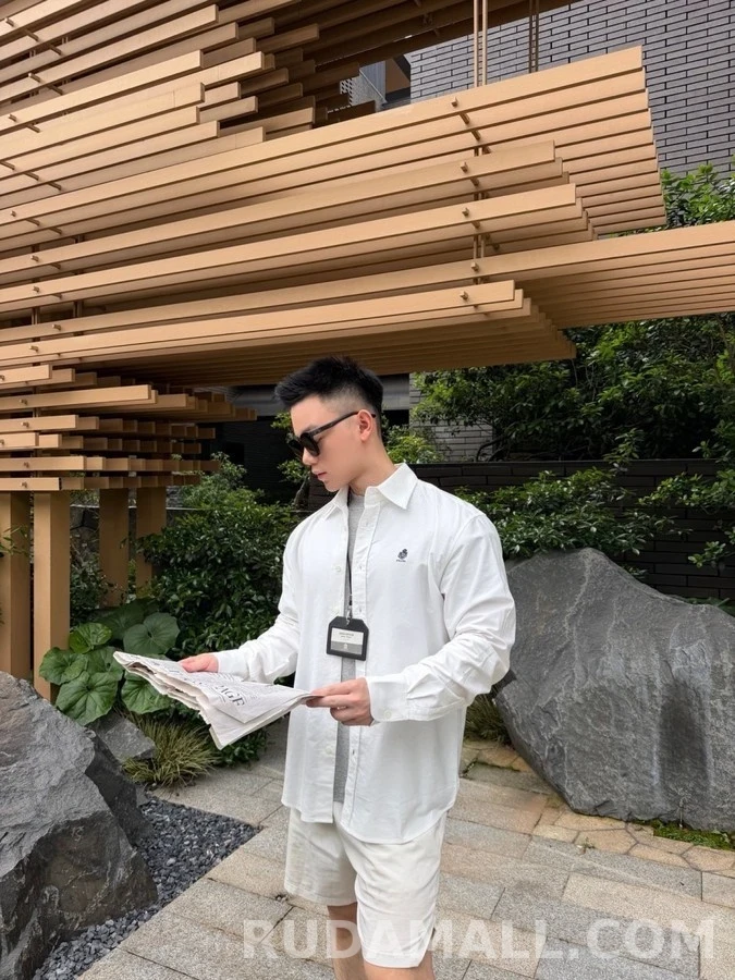 프라다 프라다 엠블럼 자수 긴팔 셔츠 상세 이미지