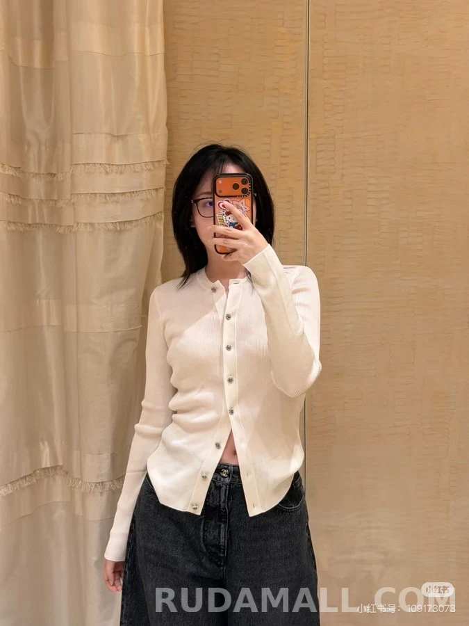 샤넬 샤넬 큐빅 플라워 버튼 니트 가디건 상세 이미지