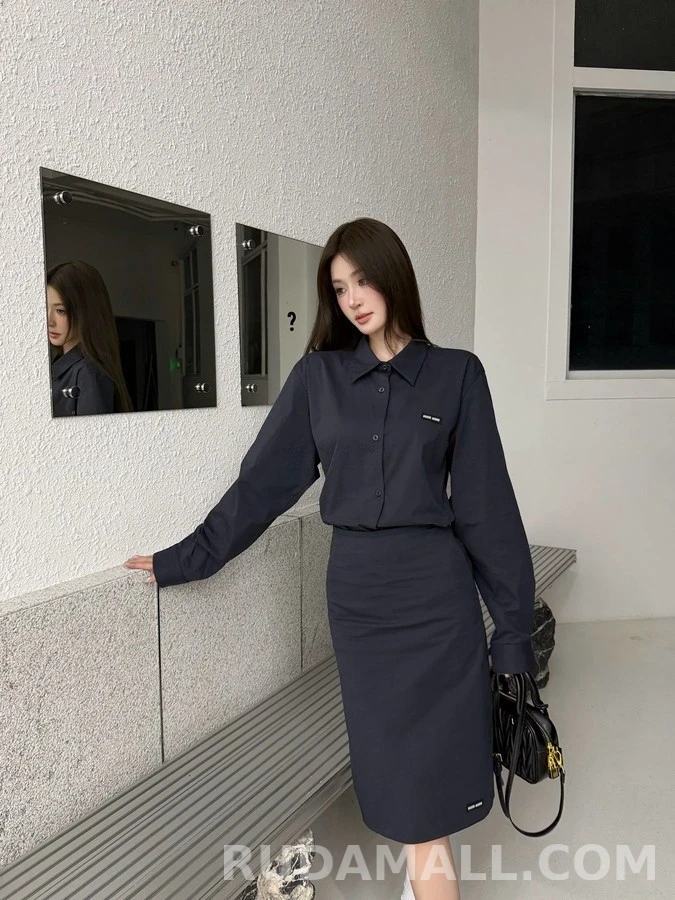 미우미우 미우미우 로고 태그 셔츠 상세 이미지