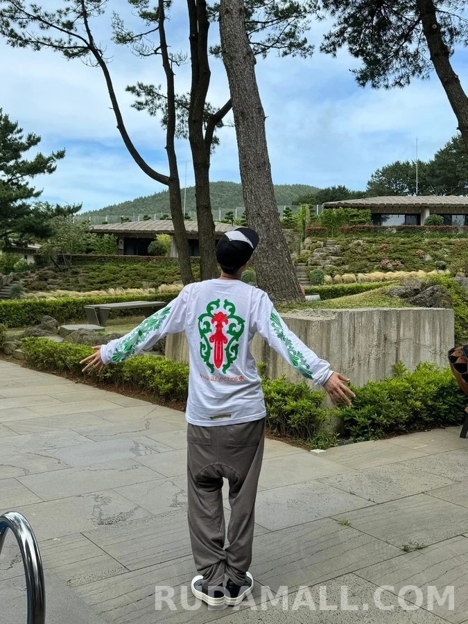 크롬하츠 크롬하츠 LA 한정 스크롤 긴팔 티셔츠 상세 이미지