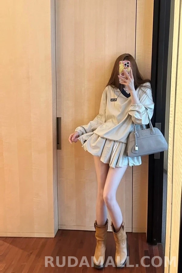 미우미우 미우미우 배색 V넥 나일론 긴팔 티셔츠 상세 이미지