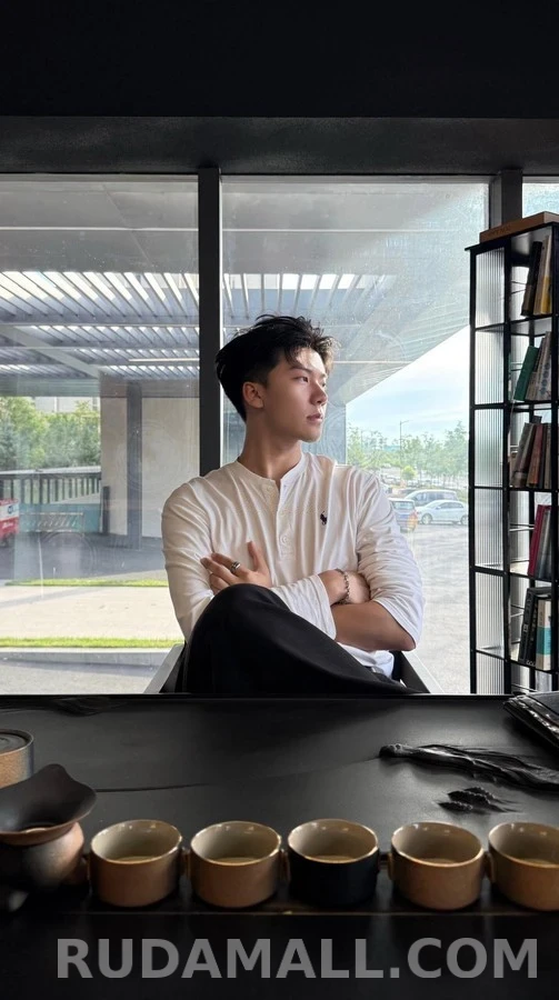 폴로 랄프 로렌 폴로 랄프 로렌 자수 헨리넥 긴팔 티셔츠 상세 이미지